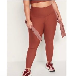 Old Navy Extra High-Waisted PowerSoft Leggings